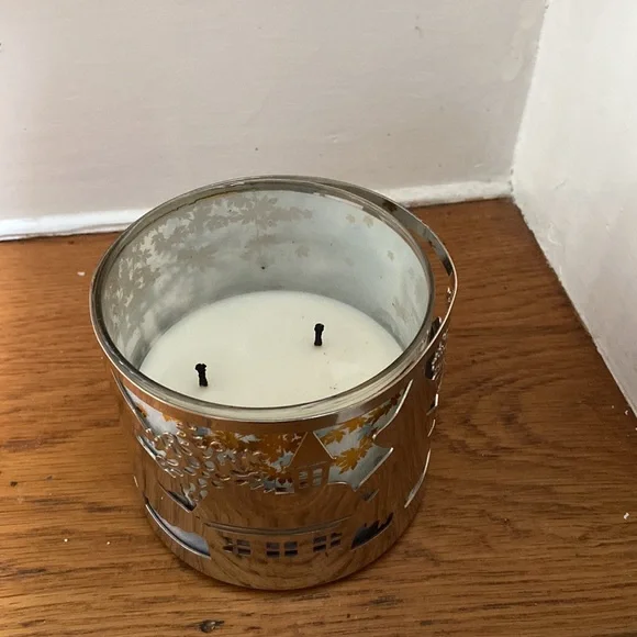 Bath & Body Works Metal Candle Holder Snowman - Picture 2 of 6